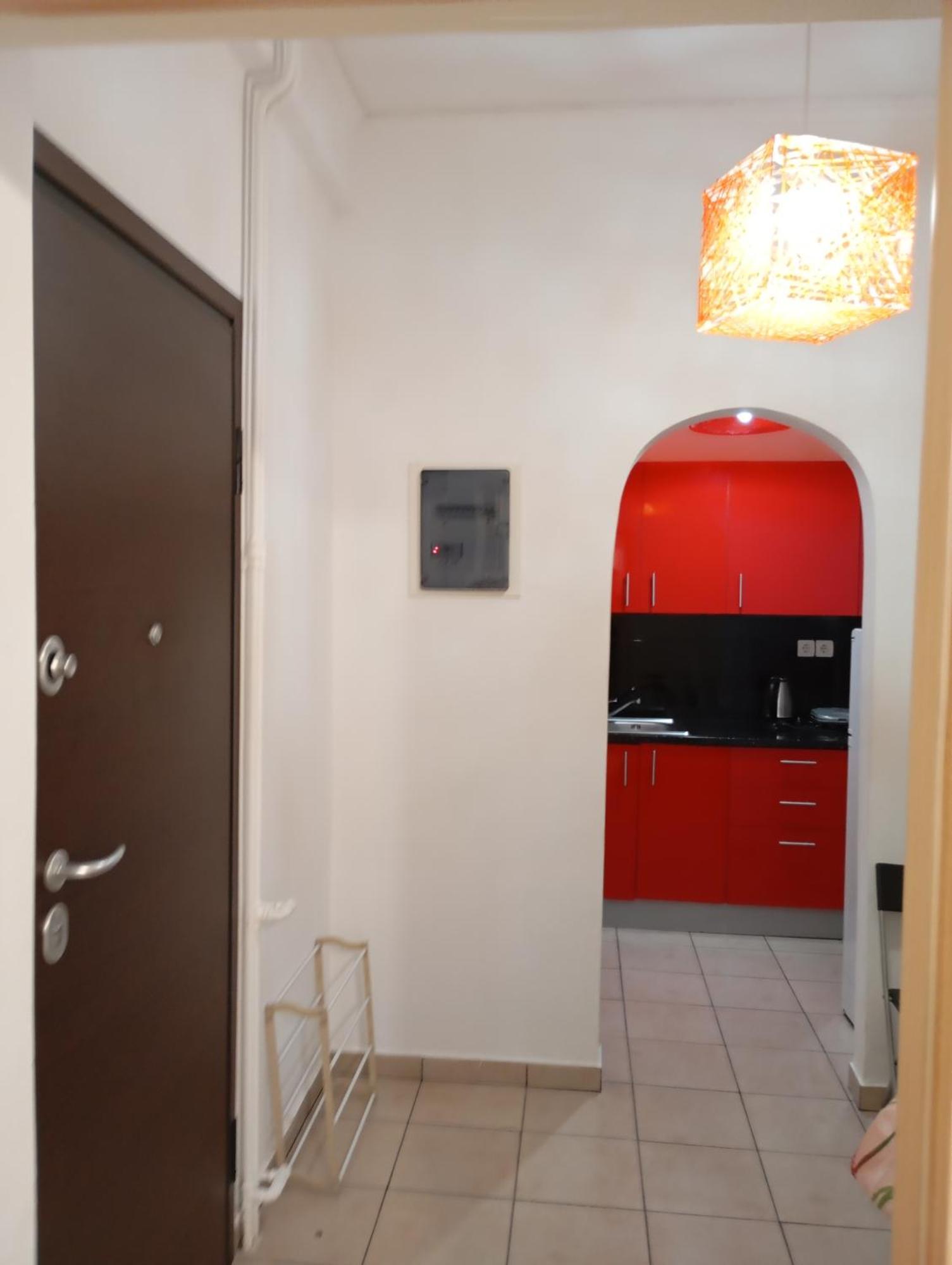 Aperriton Apartment เอเธนส์ ภายนอก รูปภาพ